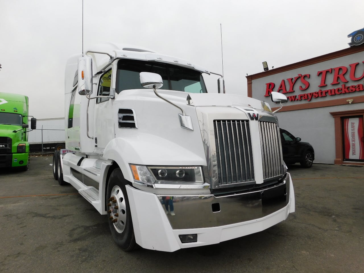 2020 WESTERN STAR 5700xe Tandem Axle Sleeper #1 2020 WESTERN STAR 5700xe Tandem Axle Sleeper #1